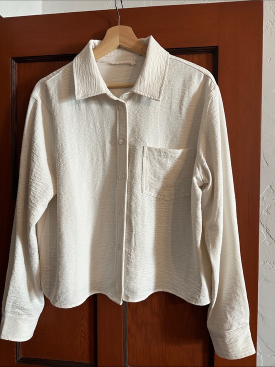 Lush Tops - Lush Cream Women’s Button-Down Shirt